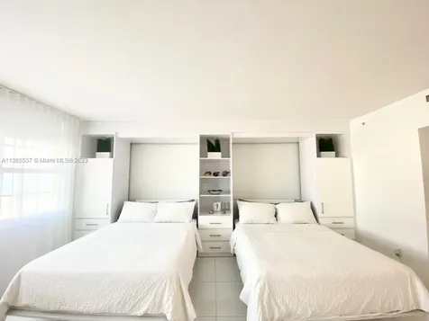 100 Lincoln Road Miami Beach FL 33139