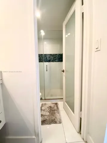 100 Lincoln Road Miami Beach FL 33139