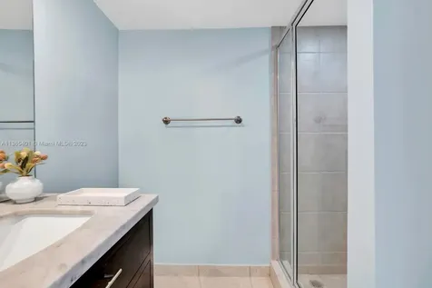 5600 Collins Avenue Miami Beach FL 33140