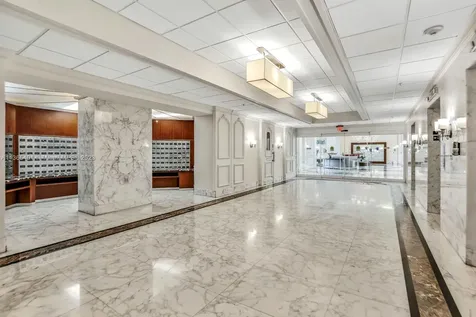 5600 Collins Avenue Miami Beach FL 33140
