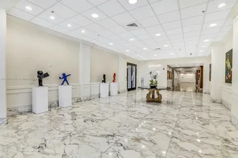 5600 Collins Avenue Miami Beach FL 33140