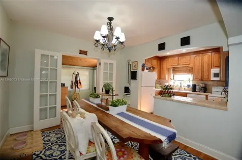 5888 SW 27th Street Miami FL 33155