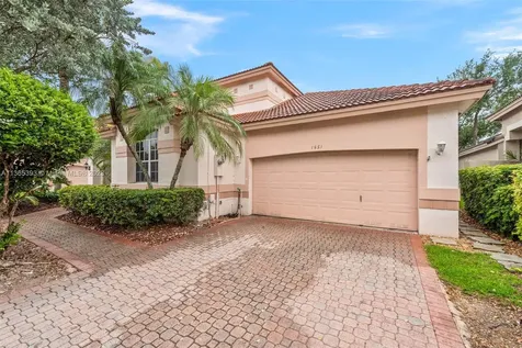 1551 Lacosta Drive E Pembroke Pines FL 33027