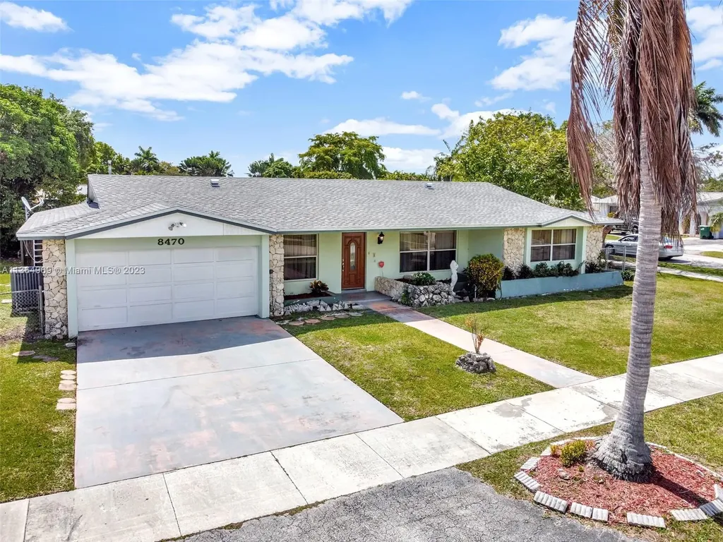 8470 SW 201st Street Cutler Bay FL 33189