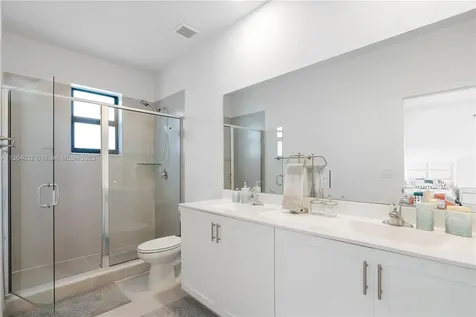 3422 W 108th Street Hialeah FL 33018