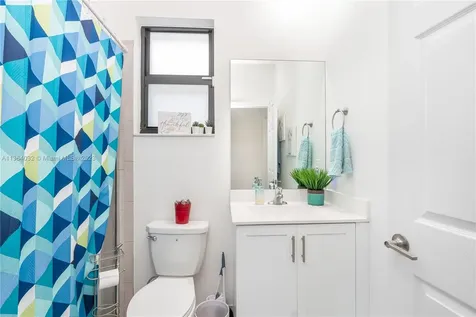 3422 W 108th Street Hialeah FL 33018