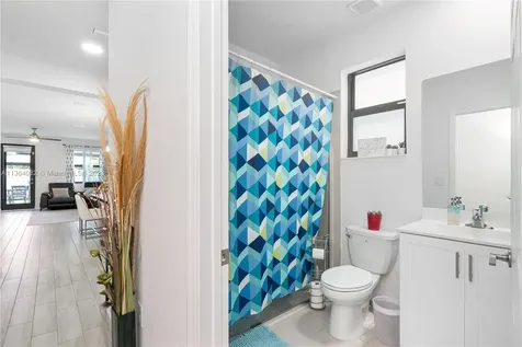 3422 W 108th Street Hialeah FL 33018