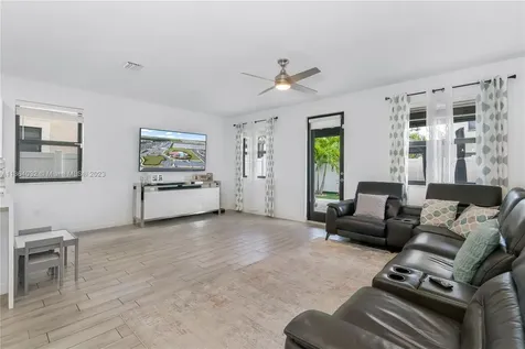 3422 W 108th Street Hialeah FL 33018