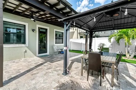 3422 W 108th Street Hialeah FL 33018