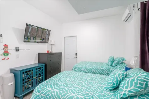 3422 W 108th Street Hialeah FL 33018