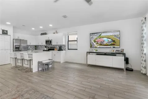 3422 W 108th Street Hialeah FL 33018
