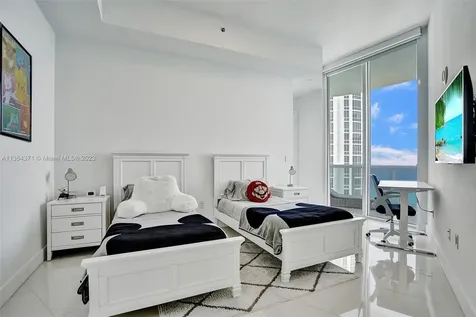 15901 Collins Avenue Sunny Isles Beach FL 33160