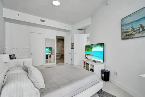 15901 Collins Avenue Sunny Isles Beach FL 33160