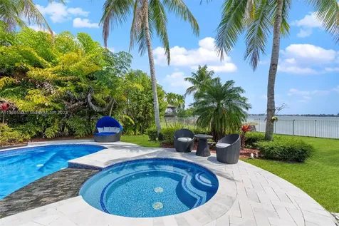 5131 SW 170th Avenue Miramar FL 33027