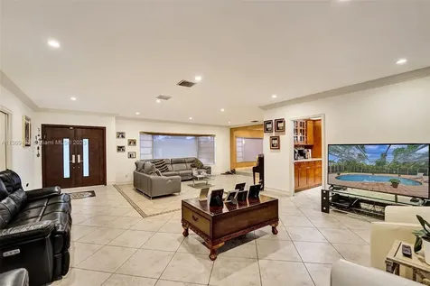 1911 NE 197th Terrace Miami FL 33179