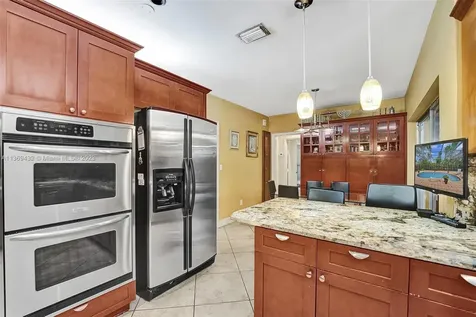 1911 NE 197th Terrace Miami FL 33179