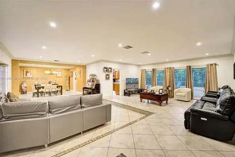 1911 NE 197th Terrace Miami FL 33179