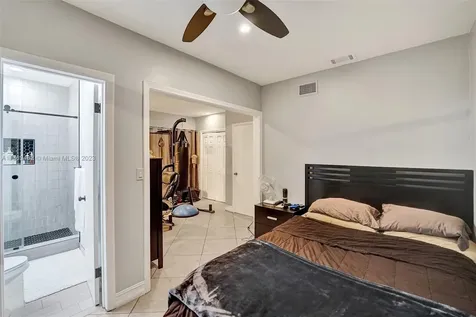 1911 NE 197th Terrace Miami FL 33179