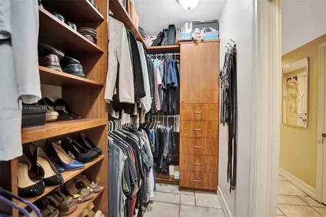 1911 NE 197th Terrace Miami FL 33179