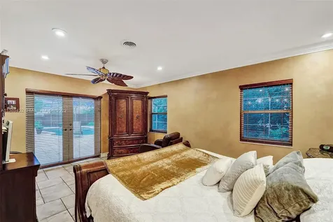 1911 NE 197th Terrace Miami FL 33179