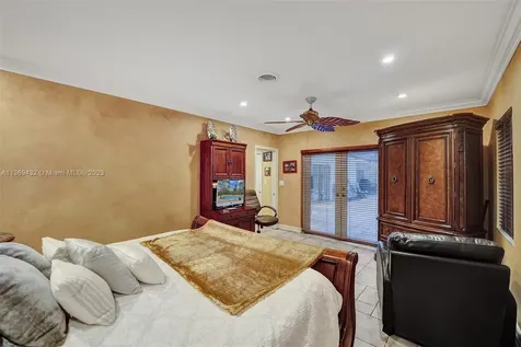 1911 NE 197th Terrace Miami FL 33179