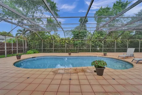 1911 NE 197th Terrace Miami FL 33179