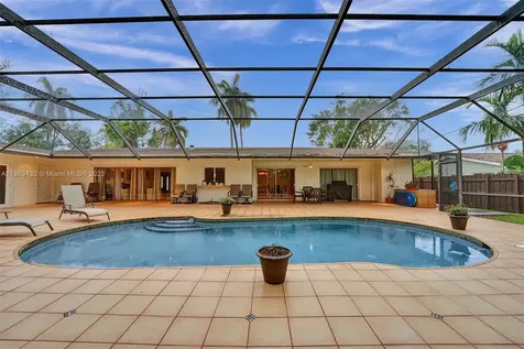 1911 NE 197th Terrace Miami FL 33179