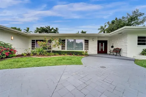 1911 NE 197th Terrace Miami FL 33179