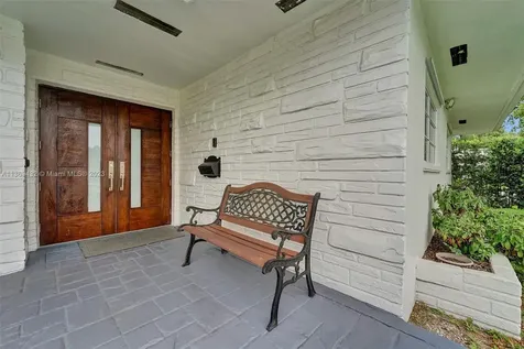 1911 NE 197th Terrace Miami FL 33179