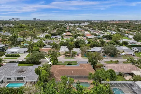 1911 NE 197th Terrace Miami FL 33179