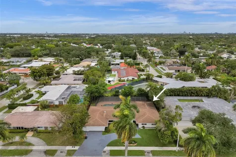 1911 NE 197th Terrace Miami FL 33179