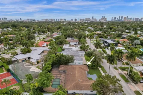 1911 NE 197th Terrace Miami FL 33179