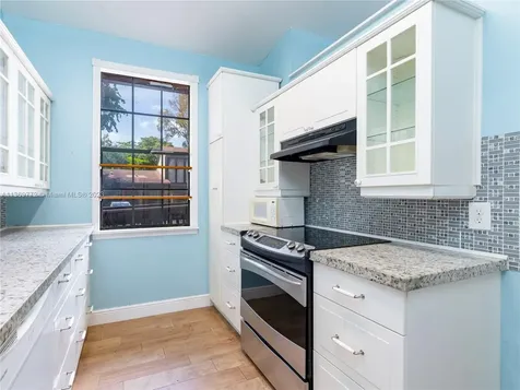 10230 Citrus Court Pembroke Pines FL 33026