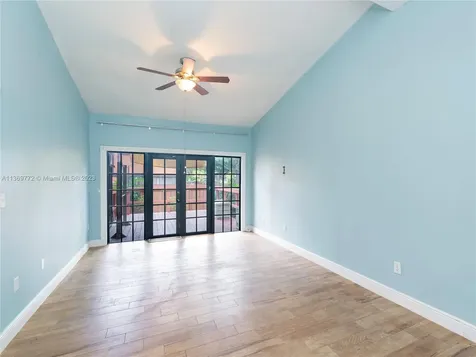 10230 Citrus Court Pembroke Pines FL 33026