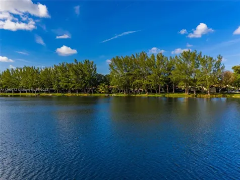 10230 Citrus Court Pembroke Pines FL 33026