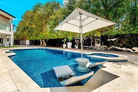 9190 SW 82nd Avenue Miami FL 33156