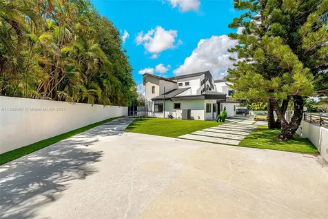 9190 SW 82nd Avenue Miami FL 33156