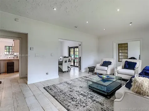 2133 Meridian Avenue Miami Beach FL 33139