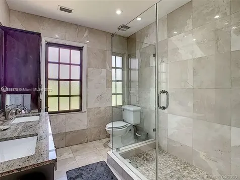 2133 Meridian Avenue Miami Beach FL 33139