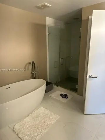 16385 Biscayne Boulevard North Miami Beach FL 33160