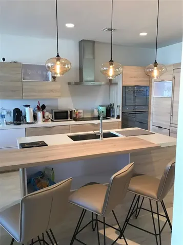 16385 Biscayne Boulevard North Miami Beach FL 33160