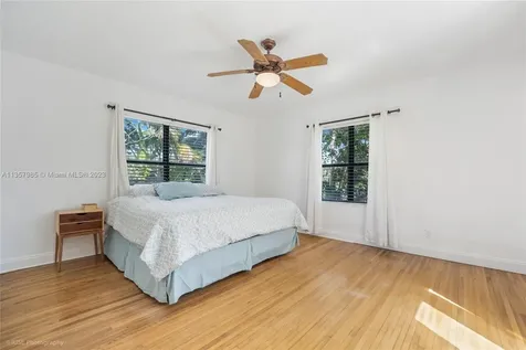 420 W 30th Street Miami Beach FL 33140