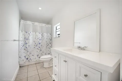 420 W 30th Street Miami Beach FL 33140
