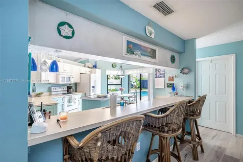 550 Sumter Avenue Davie FL 33325