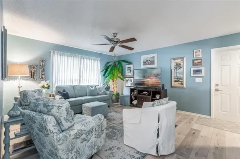 550 Sumter Avenue Davie FL 33325