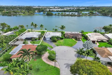 1775 NW 39th Place Oakland Park FL 33309
