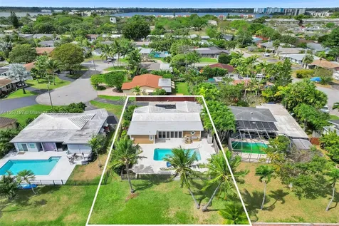 1775 NW 39th Place Oakland Park FL 33309