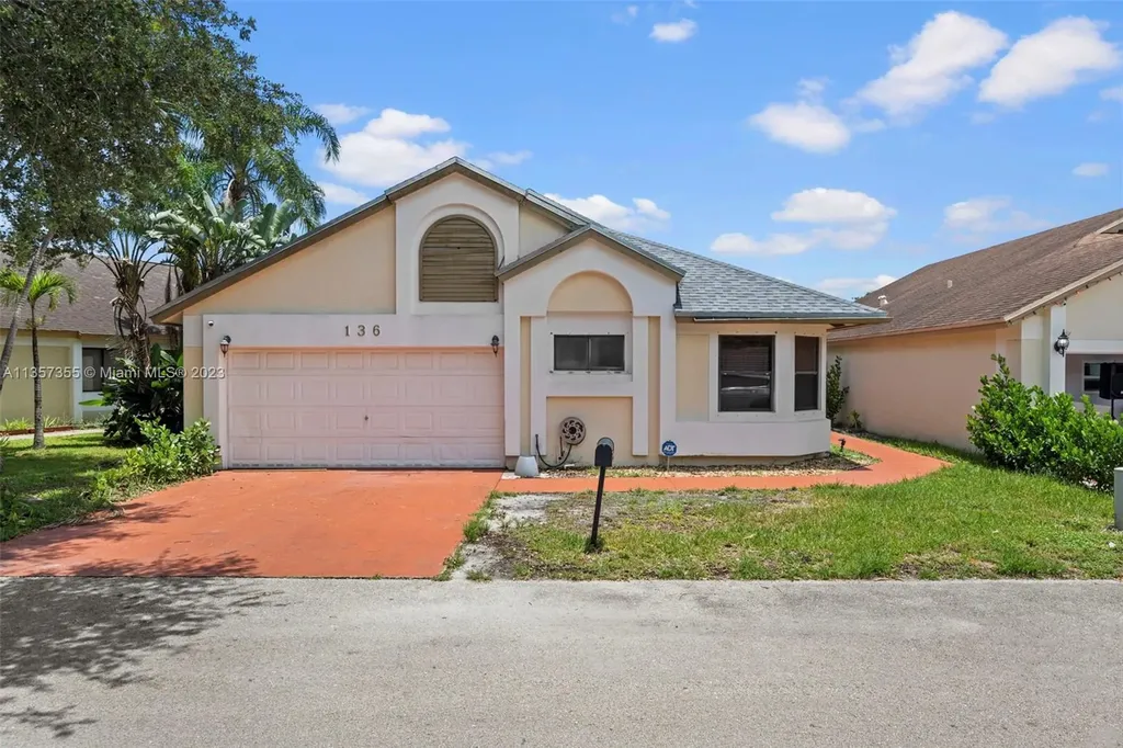 136 Colly Way North Lauderdale FL 33068