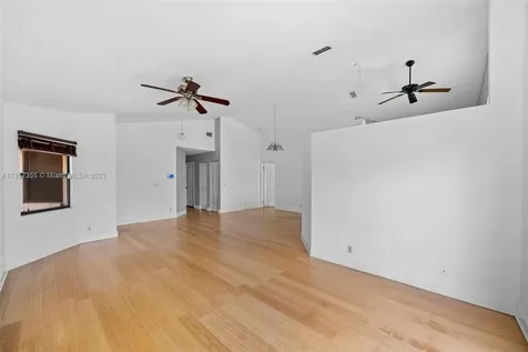 136 Colly Way North Lauderdale FL 33068