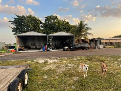 17801 SW 197 Avenue Miami FL 33187